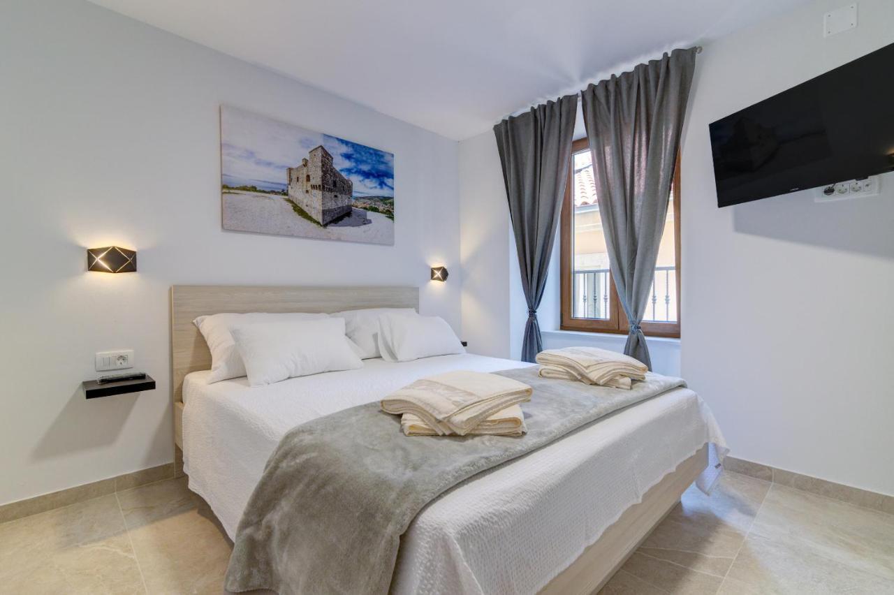 Appartement Rote Zora à Senj  Extérieur photo